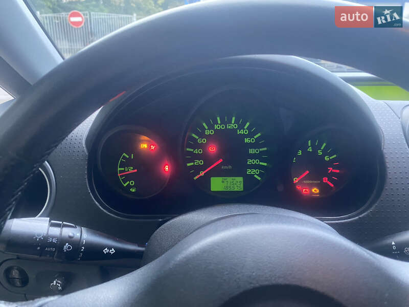 Хэтчбек Mitsubishi Colt 2008 в Киеве фото 15 Хэтчбек Mitsubishi Colt 2008 в Киеве