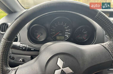 Хетчбек Mitsubishi Colt 2007 в 