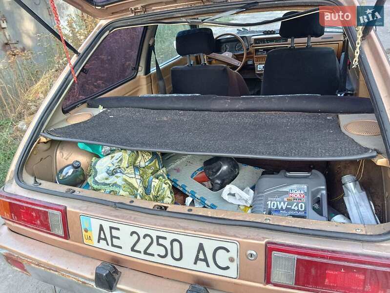Хетчбек Mitsubishi Colt 1980 в Кам'янському