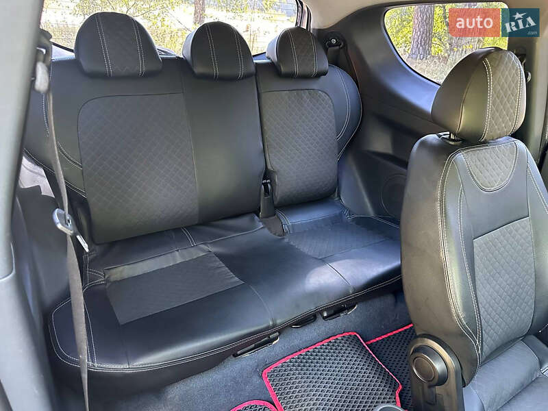 Хэтчбек Mitsubishi Colt 2006 в Киеве