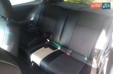 Хетчбек Mitsubishi Colt 2001 в 