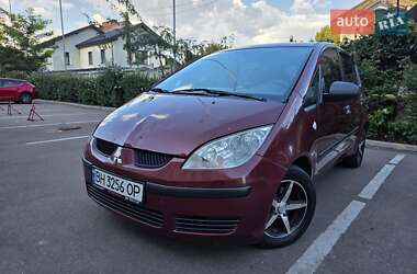 Хэтчбек Mitsubishi Colt 2005 в 