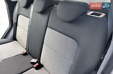 Хетчбек Mitsubishi Colt 2010 в 