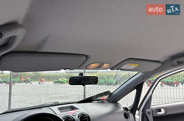 Хетчбек Mitsubishi Colt 2010 в 