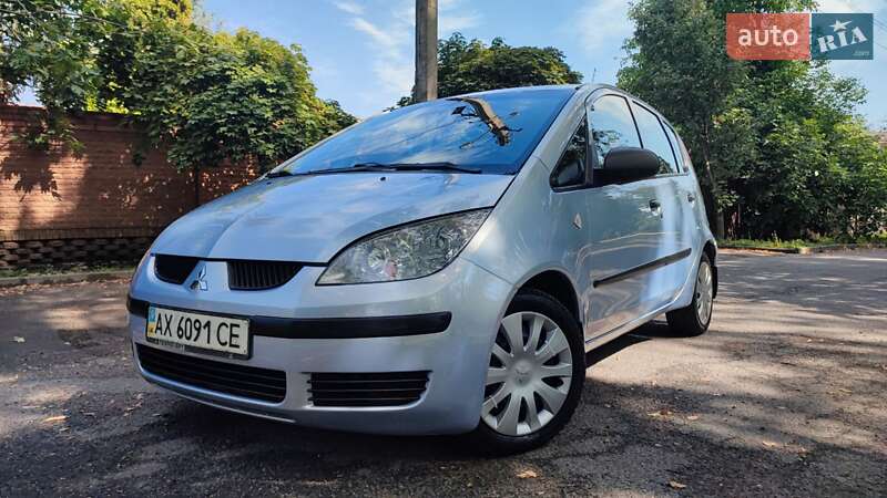 Хетчбек Mitsubishi Colt 2008 в 