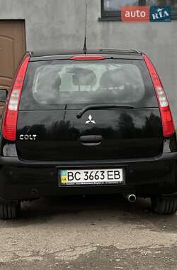 Хэтчбек Mitsubishi Colt 2006 в 