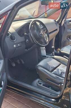 Хэтчбек Mitsubishi Colt 2005 в 