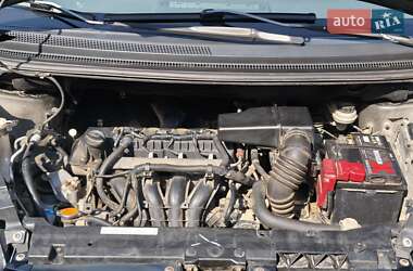 Хэтчбек Mitsubishi Colt 2005 в 