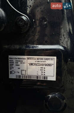 Хетчбек Mitsubishi Colt 2012 в 
