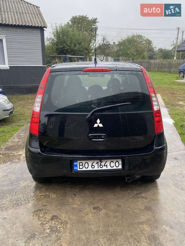 Хэтчбек Mitsubishi Colt 2007 в Ковеле
