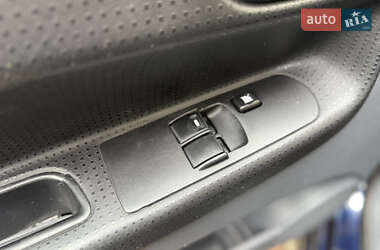 Хэтчбек Mitsubishi Colt 2012 в 