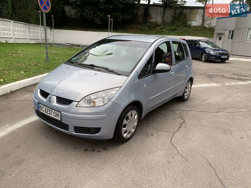 Mitsubishi Colt 2005