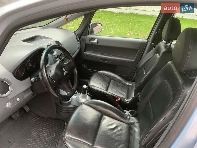 Хэтчбек Mitsubishi Colt 2005 в Львове