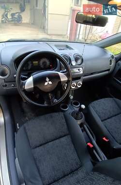 Хетчбек Mitsubishi Colt 2009 в 