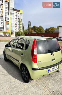 Хэтчбек Mitsubishi Colt 2005 в 