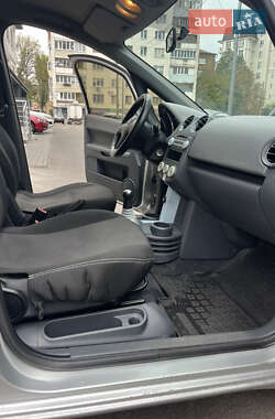 Хэтчбек Mitsubishi Colt 2007 в 
