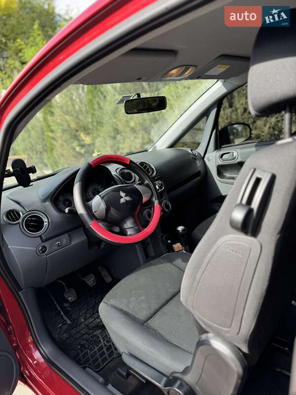 Хетчбек Mitsubishi Colt 2009 в Кіцмані фото 6 Хетчбек Mitsubishi Colt 2009 в Кіцмані