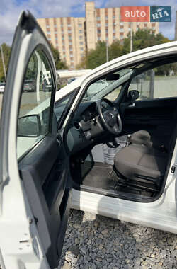 Хэтчбек Mitsubishi Colt 2010 в 