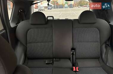 Хетчбек Mitsubishi Colt 2008 в 