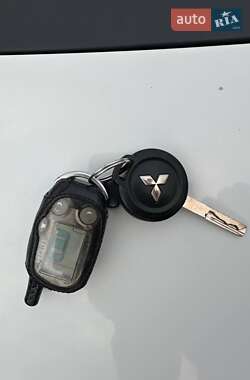 Хетчбек Mitsubishi Colt 2008 в 