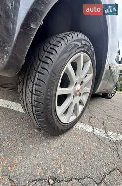 Хетчбек Mitsubishi Colt 2008 в 