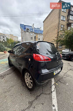 Хетчбек Mitsubishi Colt 2008 в 