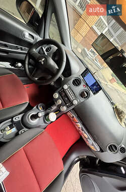Хетчбек Mitsubishi Colt 2008 в 