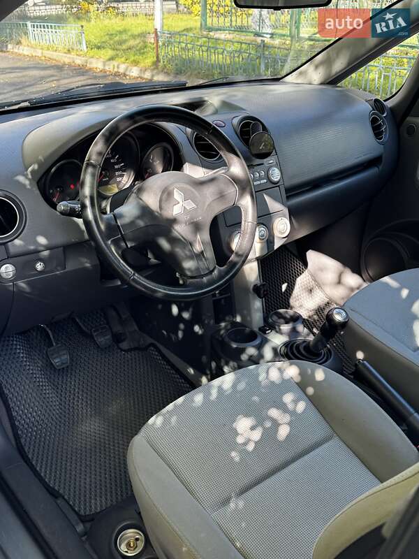 Кабріолет Mitsubishi Colt 2007 в Тернополі фото 8 Кабріолет Mitsubishi Colt 2007 в Тернополі