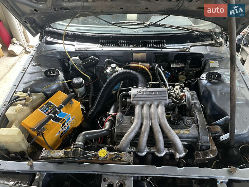 Хэтчбек Mitsubishi Colt 1987 в Черновцах