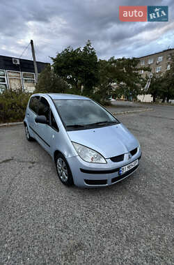 Хетчбек Mitsubishi Colt 2007 в  фото 5 Хетчбек Mitsubishi Colt 2007 в