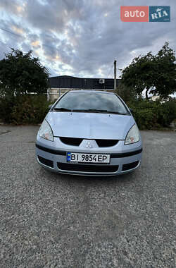 Хетчбек Mitsubishi Colt 2007 в  фото 4 Хетчбек Mitsubishi Colt 2007 в
