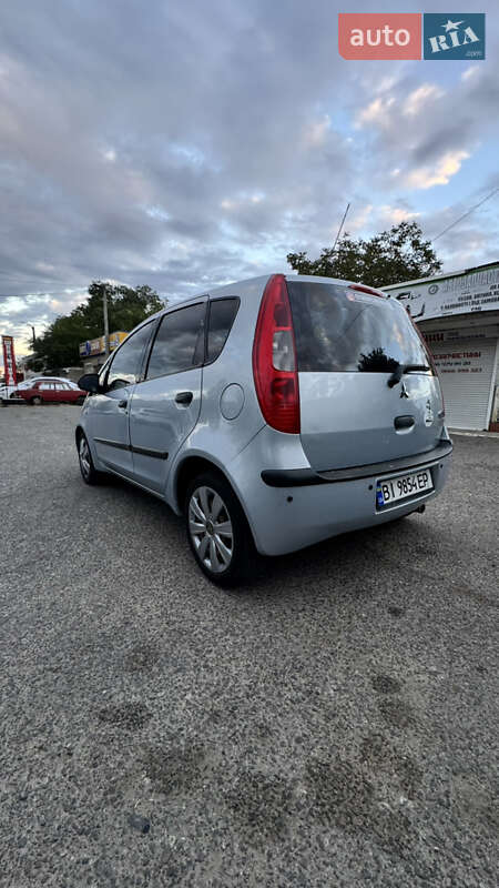 Хетчбек Mitsubishi Colt 2007 в Білгороді-Дністровському фото 12 Хетчбек Mitsubishi Colt 2007 в Білгороді-Дністровському
