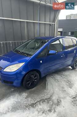 Хэтчбек Mitsubishi Colt 2007 в 