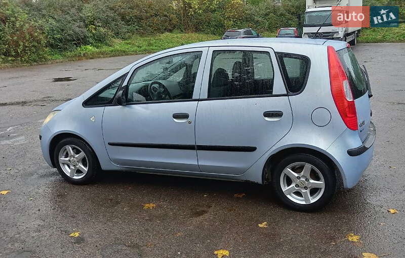 Mitsubishi Colt 2006