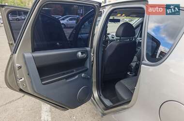 Хетчбек Mitsubishi Colt 2008 в  фото 27 Хетчбек Mitsubishi Colt 2008 в