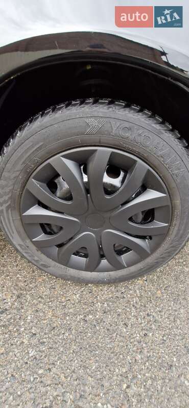 Хэтчбек Mitsubishi Colt 2005 в Чернигове