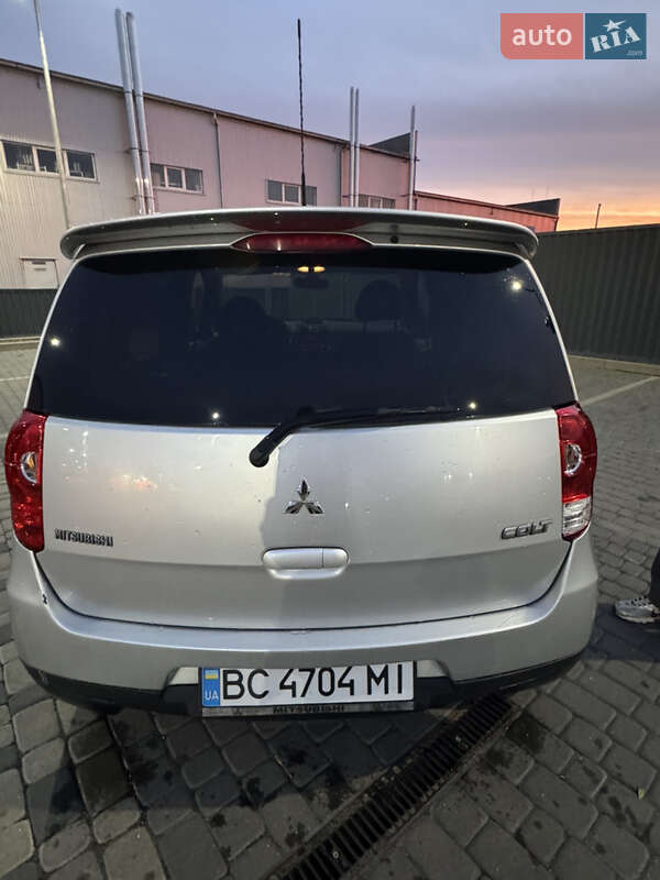Хетчбек Mitsubishi Colt 2009 в Мукачевому фото 7 Хетчбек Mitsubishi Colt 2009 в Мукачевому