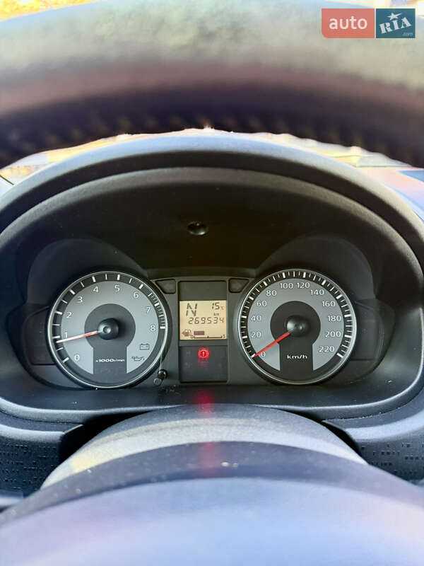 Хэтчбек Mitsubishi Colt 2010 в Одессе