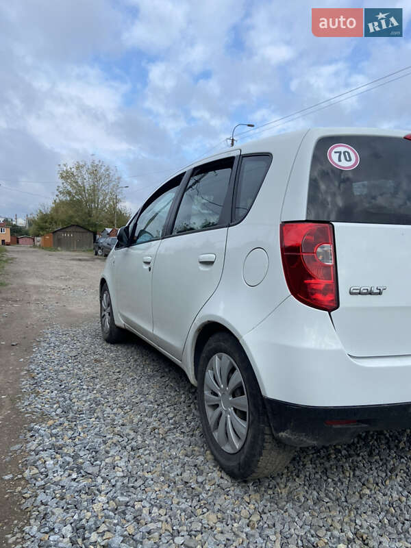 Хетчбек Mitsubishi Colt 2009 в Рівному фото 6 Хетчбек Mitsubishi Colt 2009 в Рівному