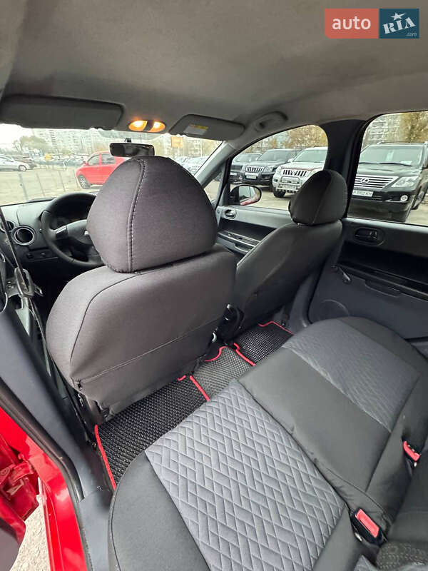 Хетчбек Mitsubishi Colt 2010 в Запоріжжі фото 13 Хетчбек Mitsubishi Colt 2010 в Запоріжжі