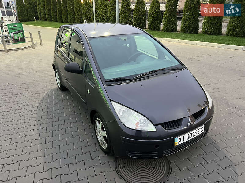 Хэтчбек Mitsubishi Colt 2005 в Киеве