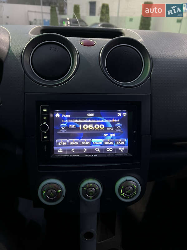 Хэтчбек Mitsubishi Colt 2005 в Киеве