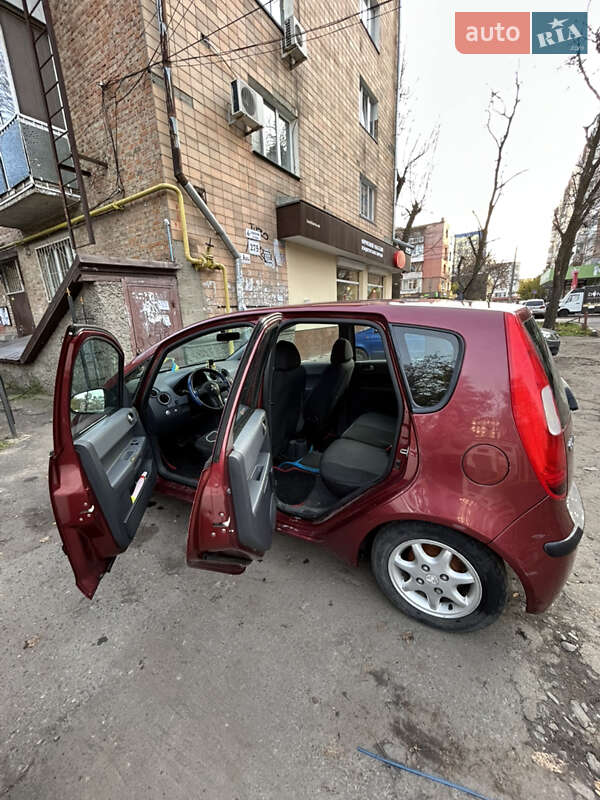 Хэтчбек Mitsubishi Colt 2005 в Черкассах