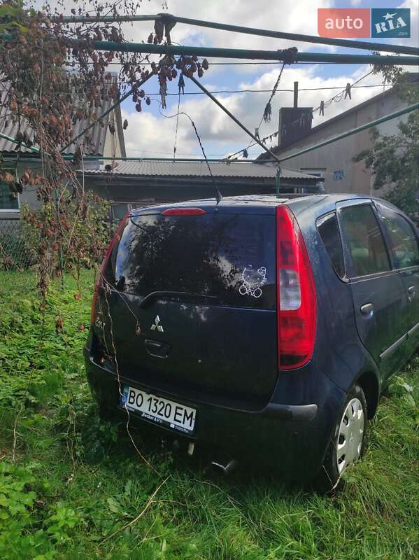 Хэтчбек Mitsubishi Colt 2004 в Почаеве фото 5 Хэтчбек Mitsubishi Colt 2004 в Почаеве
