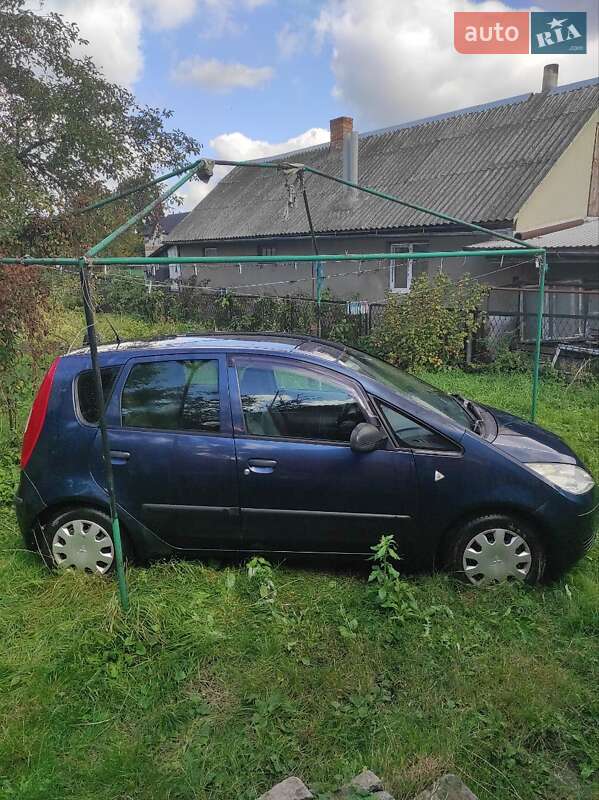 Хэтчбек Mitsubishi Colt 2004 в Почаеве фото 8 Хэтчбек Mitsubishi Colt 2004 в Почаеве