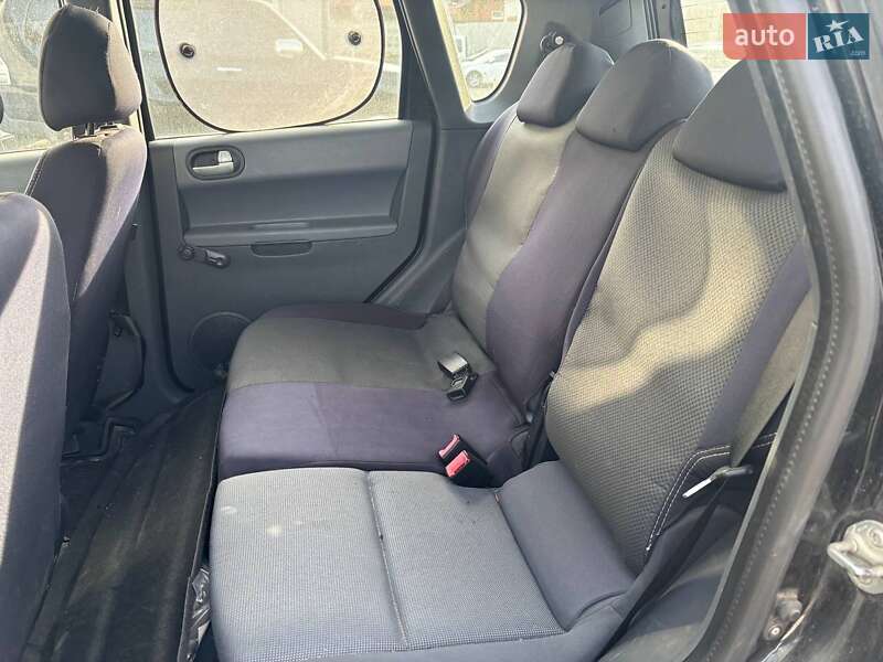 Хэтчбек Mitsubishi Colt 2007 в Киеве