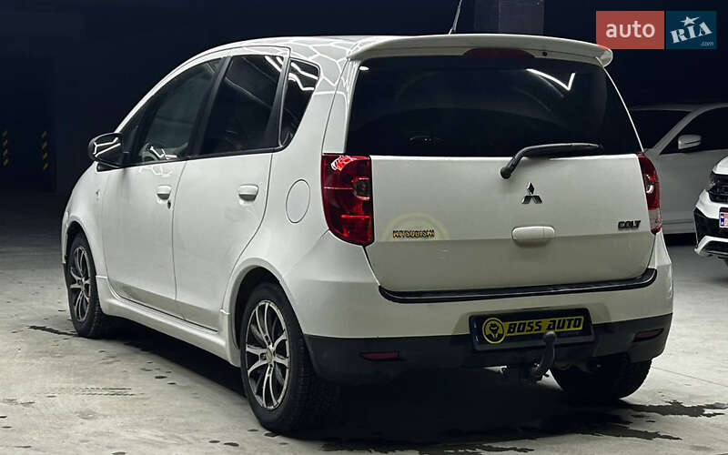 Хэтчбек Mitsubishi Colt 2012 в Черновцах