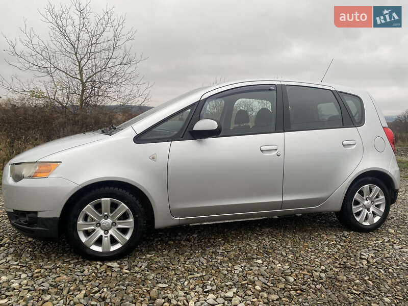 Хетчбек Mitsubishi Colt 2009 в Чернівцях