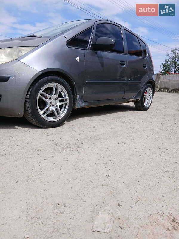Хетчбек Mitsubishi Colt 2004 в Тернополі