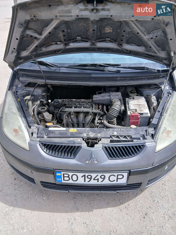 Хетчбек Mitsubishi Colt 2004 в Тернополі